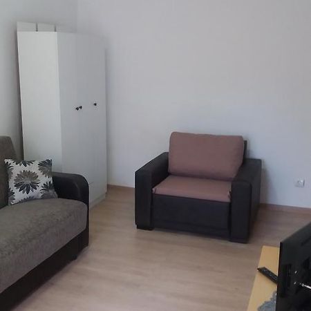 Studio Cora Apartment Orsova Ngoại thất bức ảnh