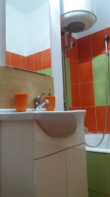 Studio Cora Apartment Orsova Ngoại thất bức ảnh